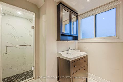 Photo 18 at 18 - 81 Irwin Road, Old Rexdale, Toronto