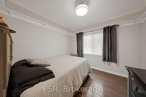 Photo 27 at 108 Villandry Crescent, Maple, Vaughan