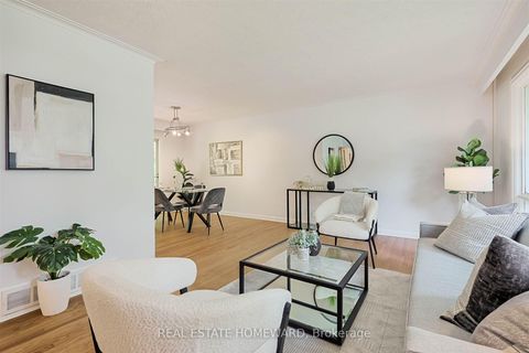 Photo 4 at 8 Burnview Crescent, Woburn, Toronto