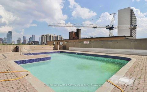 Photo 19 at 1510 - 720 Spadina Avenue, University, Toronto