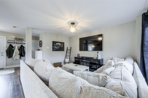 Photo 10 at 34 Lang Drive, 400 West, Barrie