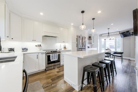 Photo 13 at 34 Lang Drive, 400 West, Barrie