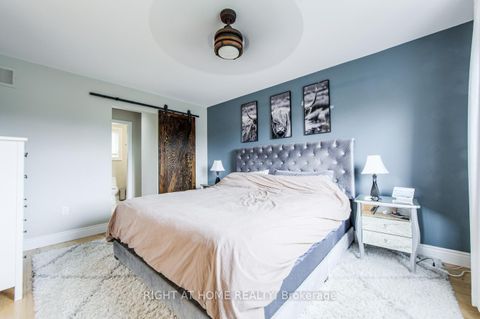 Photo 25 at 34 Lang Drive, 400 West, Barrie