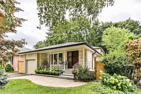 Photo 1 at 113 Carsbrooke Road, Etobicoke West Mall, Toronto Photo 1 at 113 Carsbrooke Road, Etobicoke West Mall, Toronto