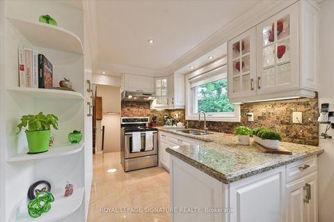 Photo 6 at 113 Carsbrooke Road, Etobicoke West Mall, Toronto Photo 6 at 113 Carsbrooke Road, Etobicoke West Mall, Toronto