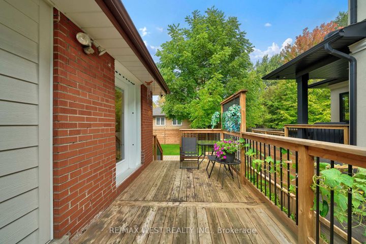Photo 29 at 48 Hamlyn Crescent, City Centre West, Toronto