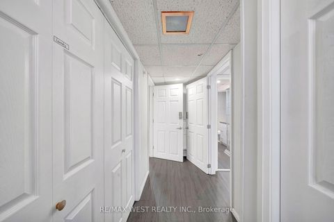 Photo 19 at 48 Hamlyn Crescent, City Centre West, Toronto