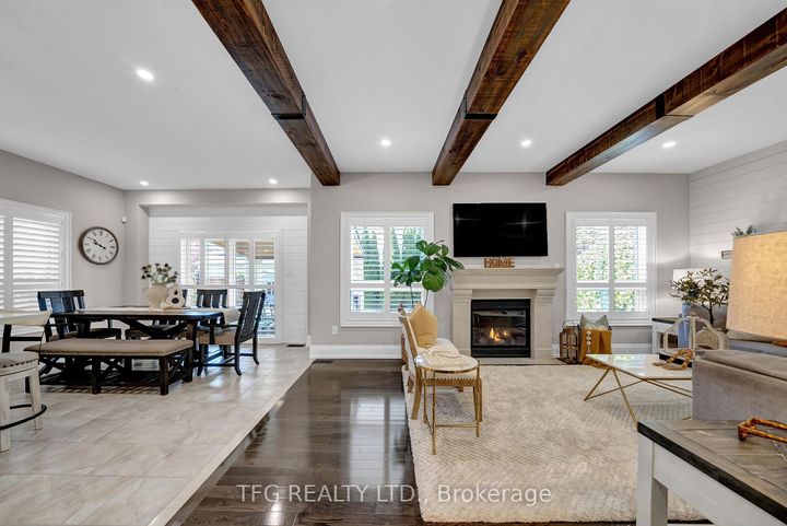 Photo 7 at 1007 Coldstream Drive, Taunton, Oshawa