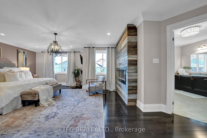 Photo 22 at 1007 Coldstream Drive, Taunton, Oshawa