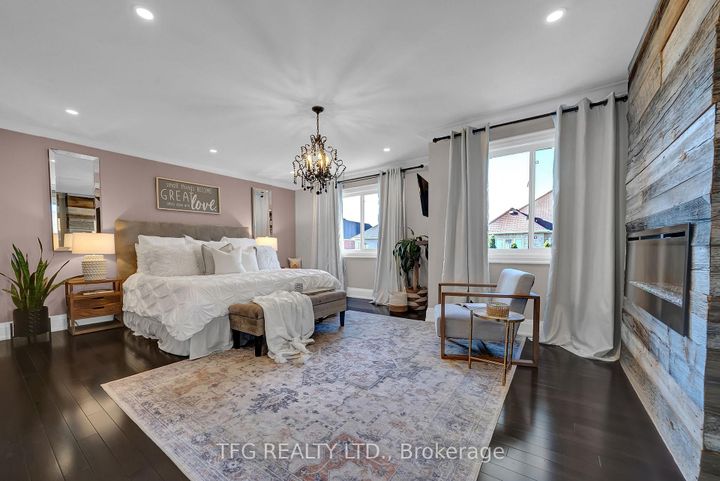 Photo 23 at 1007 Coldstream Drive, Taunton, Oshawa