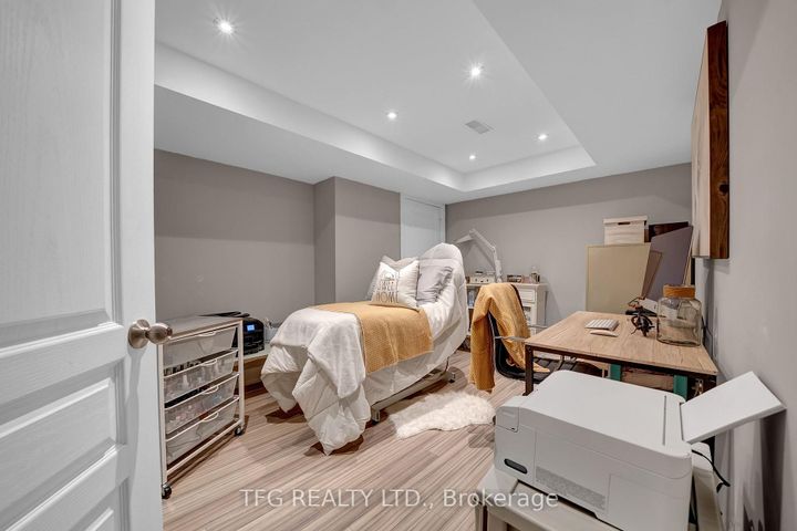 Photo 34 at 1007 Coldstream Drive, Taunton, Oshawa