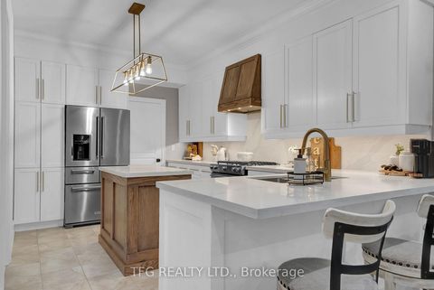 Photo 14 at 1007 Coldstream Drive, Taunton, Oshawa