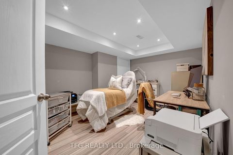 Photo 34 at 1007 Coldstream Drive, Taunton, Oshawa