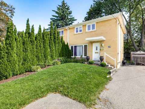 Photo 1 at 19 Davis Road, Aurora Highlands, Aurora