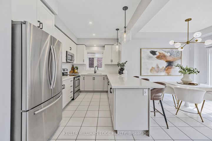Photo 10 at 209 Echovalley Drive, Stoney Creek Mountain, Hamilton