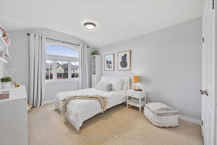 Photo 20 at 209 Echovalley Drive, Stoney Creek Mountain, Hamilton