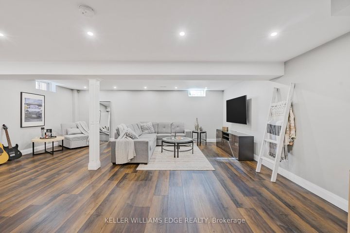 Photo 29 at 209 Echovalley Drive, Stoney Creek Mountain, Hamilton
