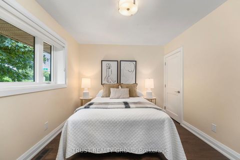 Photo 22 at 18 Deanecrest Road, West Deane, Toronto