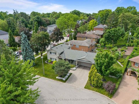 Photo 42 at 6 Cadman Court, Humber Valley, Toronto