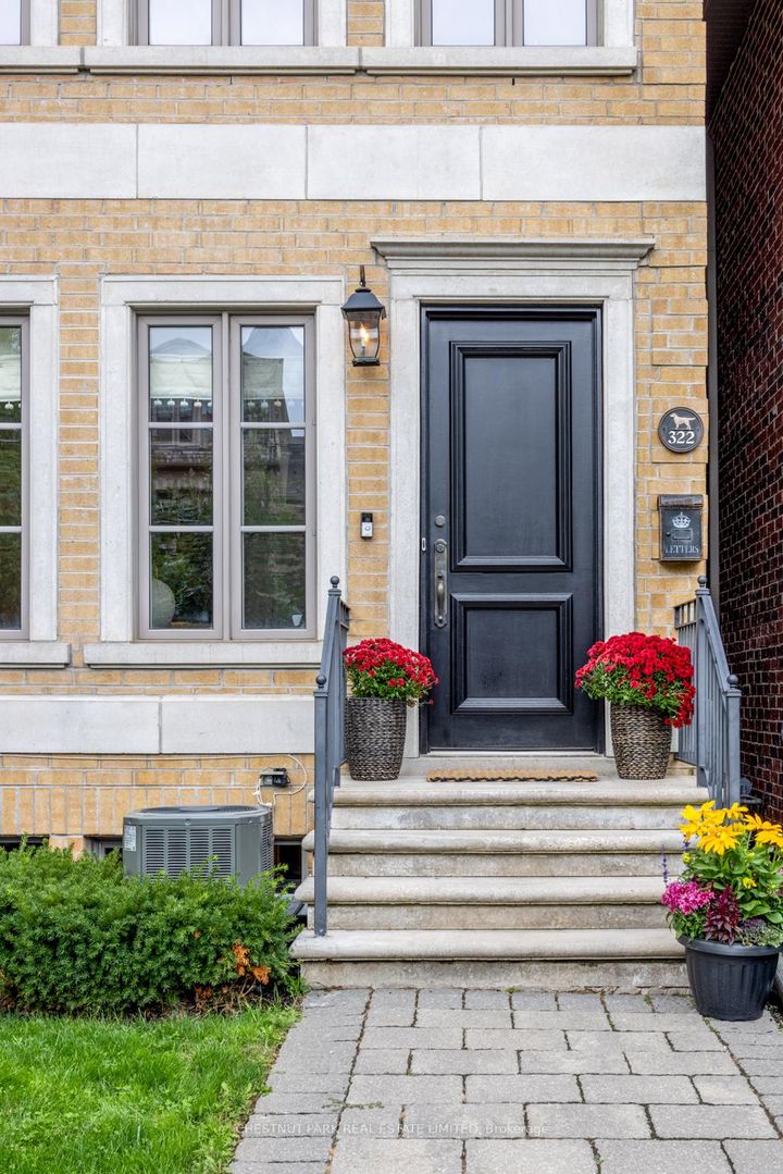 Photo 1 at 322 Woburn Avenue, Lawrence Park North, Toronto