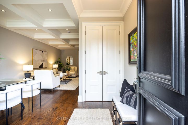 Photo 2 at 322 Woburn Avenue, Lawrence Park North, Toronto