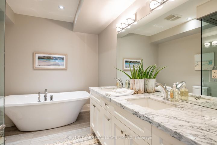 Photo 21 at 322 Woburn Avenue, Lawrence Park North, Toronto