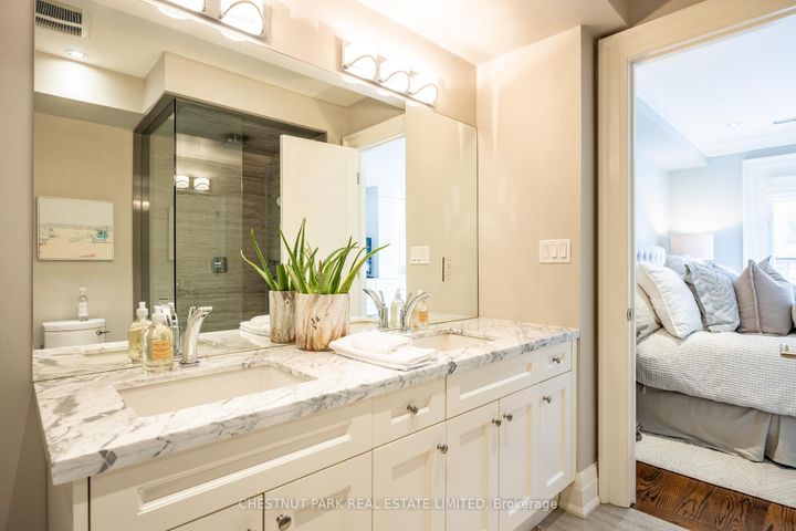 Photo 22 at 322 Woburn Avenue, Lawrence Park North, Toronto