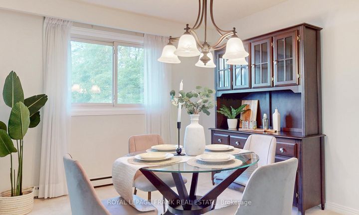Photo 11 at 655 Bermuda Avenue, Northglen, Oshawa