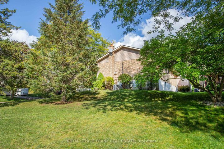 Photo 41 at 655 Bermuda Avenue, Northglen, Oshawa