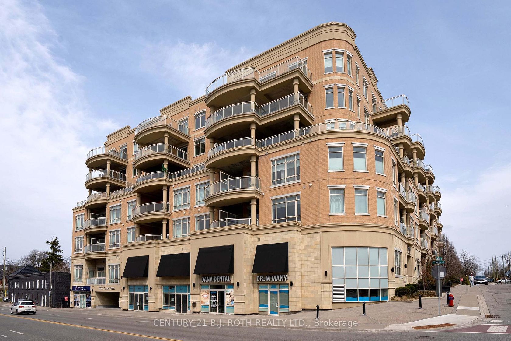 313 - 15277 Yonge Street S, Aurora Village, Aurora 