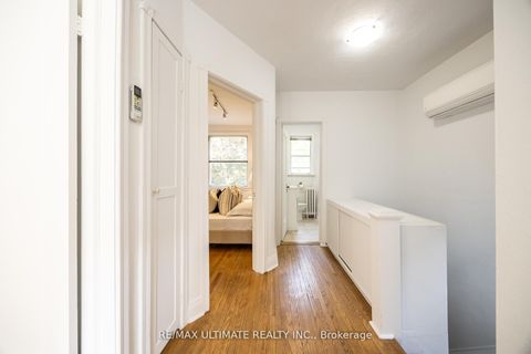 Photo 33 at 221 Donlea Drive, Leaside, Toronto