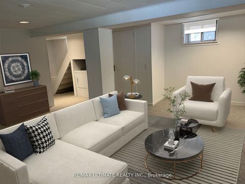 Photo 38 at 221 Donlea Drive, Leaside, Toronto
