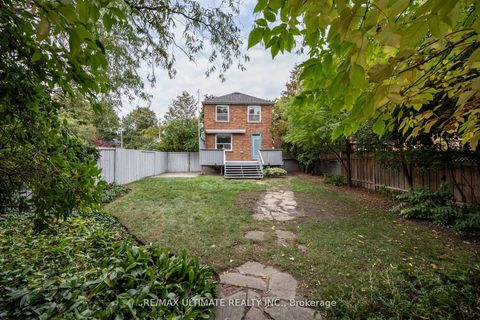 Photo 42 at 221 Donlea Drive, Leaside, Toronto