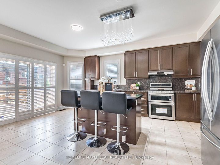 Photo 16 at 39 Birch Tree Trail, Bram East, Brampton