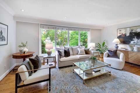 Photo 7 at 12 Vistaview Boulevard, Uplands, Vaughan