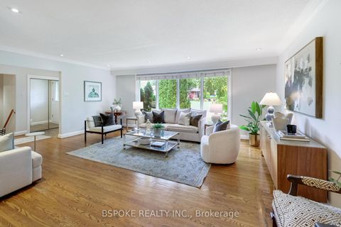 Photo 11 at 12 Vistaview Boulevard, Uplands, Vaughan