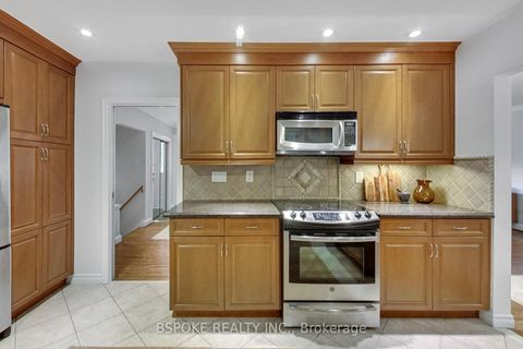 Photo 17 at 12 Vistaview Boulevard, Uplands, Vaughan