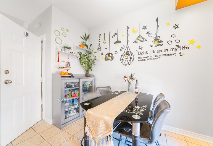 Photo 9 at 5 Dearie Lane, Milliken Mills East, Markham