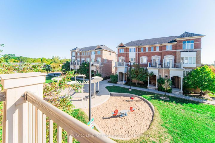 Photo 21 at 5 Dearie Lane, Milliken Mills East, Markham