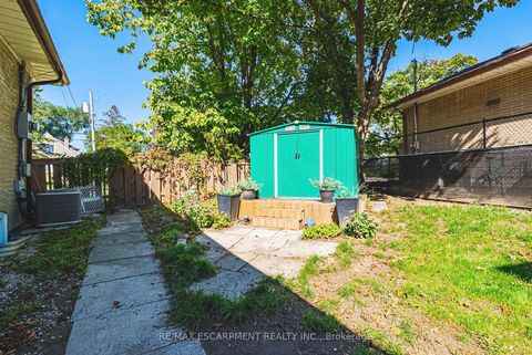 Photo 28 at 1 Norwich Place, Beaumonde Heights, Toronto
