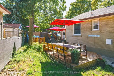 Photo 30 at 1 Norwich Place, Beaumonde Heights, Toronto