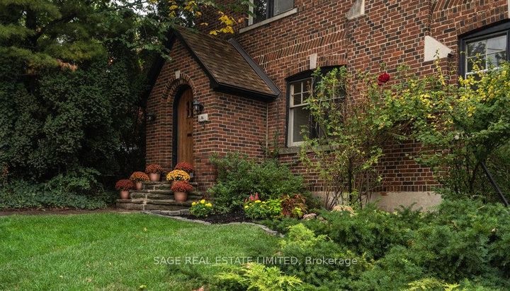 Photo 1 at 36 Mountwood Avenue, Corktown, Hamilton