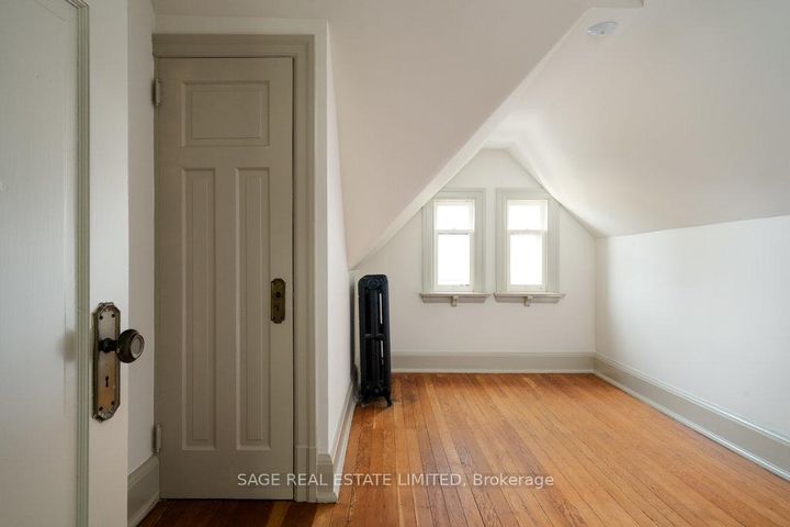 Photo 32 at 36 Mountwood Avenue, Corktown, Hamilton