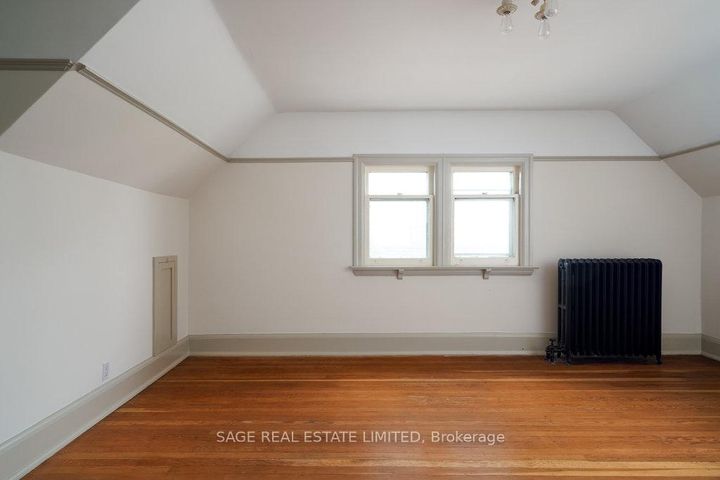 Photo 33 at 36 Mountwood Avenue, Corktown, Hamilton