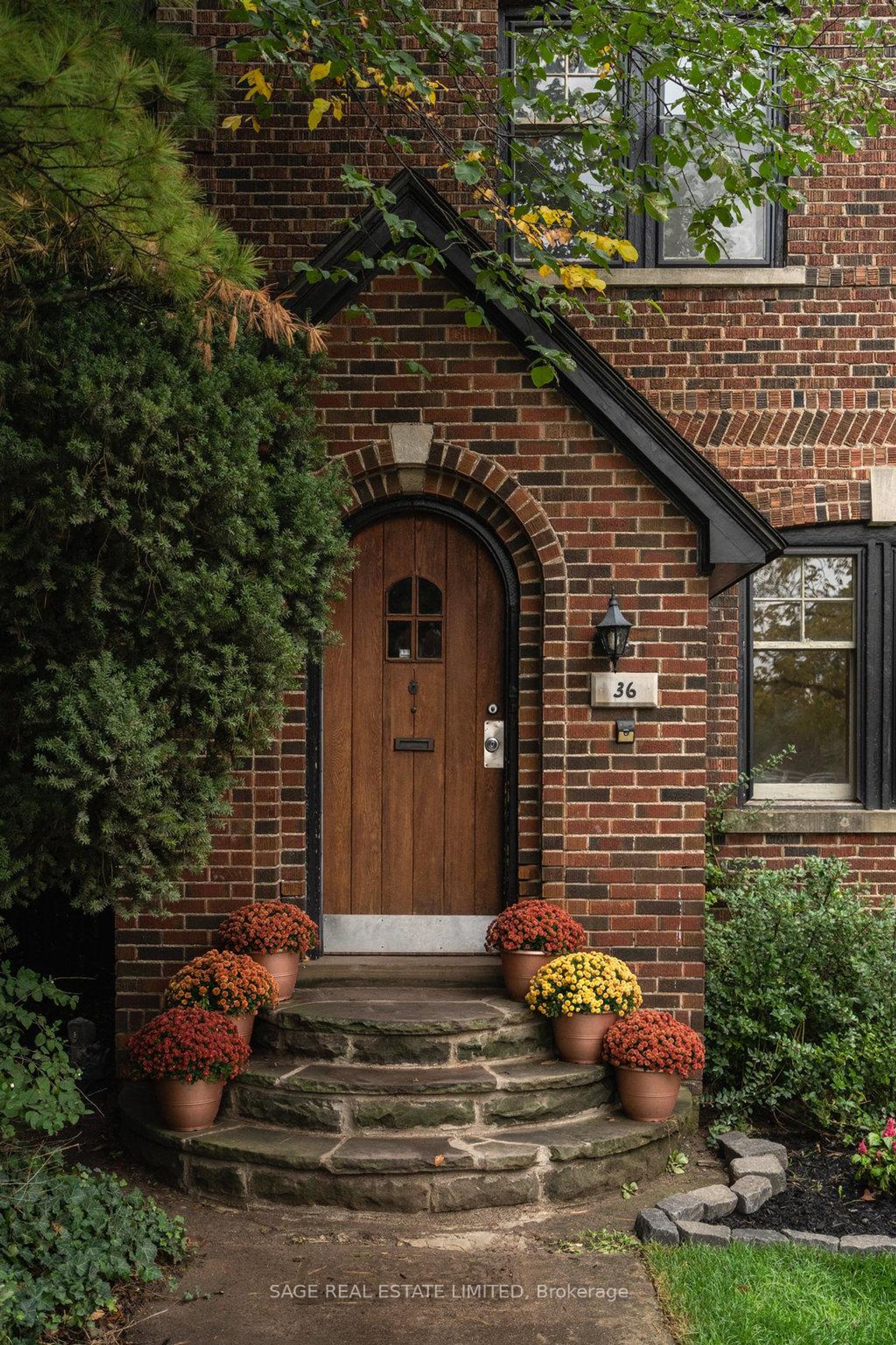 36 Mountwood Avenue, Corktown, Hamilton 2