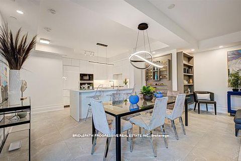 Photo 8 at 301 - 3 Southvale Drive, Leaside, Toronto