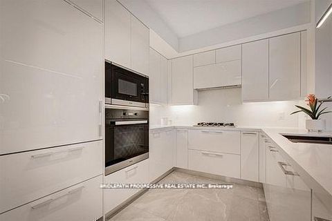 Photo 9 at 301 - 3 Southvale Drive, Leaside, Toronto