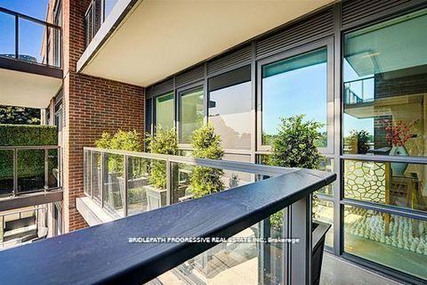 Photo 16 at 301 - 3 Southvale Drive, Leaside, Toronto