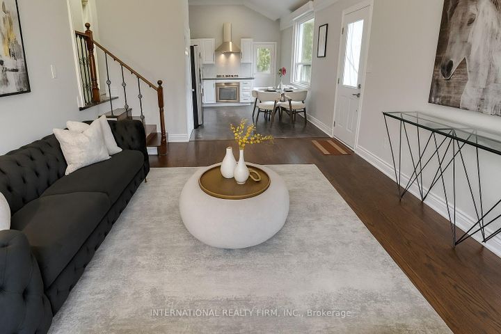 Photo 1 at 9 Benshire Drive, Woburn, Toronto