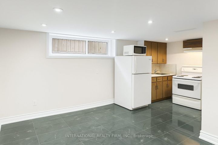 Photo 19 at 9 Benshire Drive, Woburn, Toronto